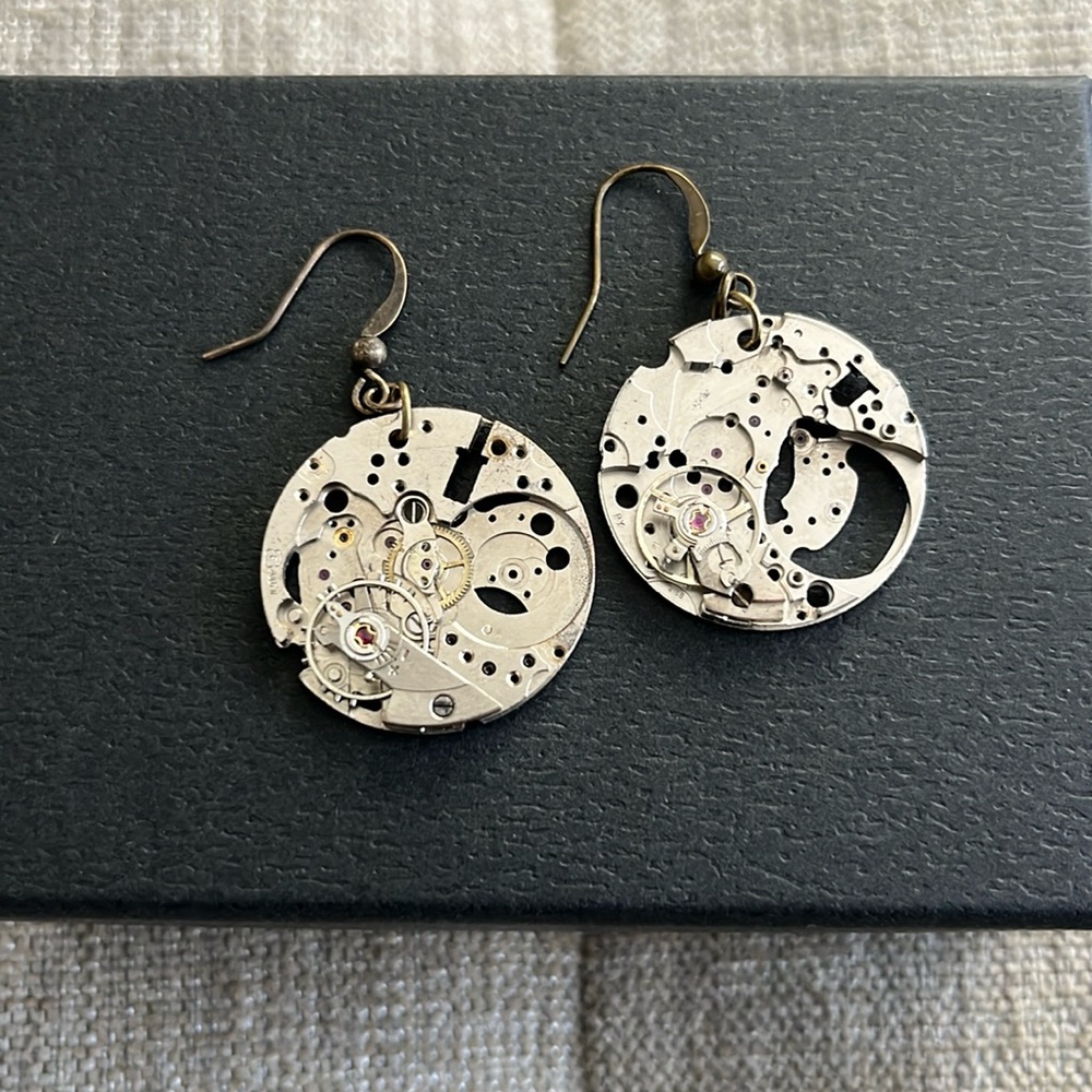 Steampunk hanging earrings.